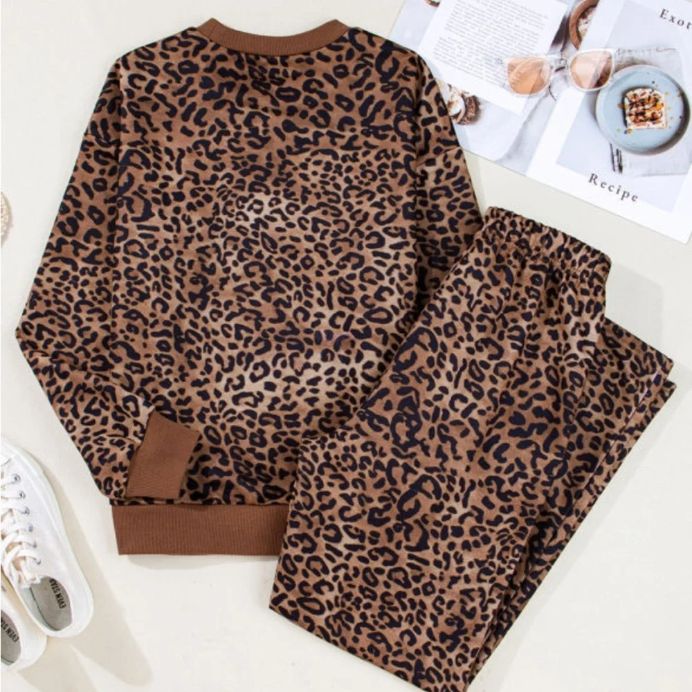 ⭐️Western Babe Leopard Lounge Set🤎🎀 - Picture 4 of 4